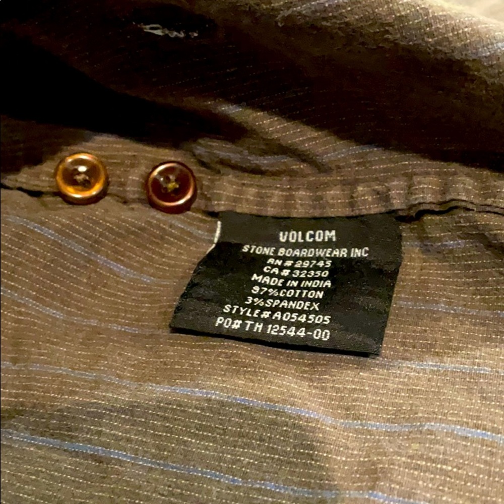 Volcom Men’s Long Sleeve Button Down Size Small - image 7